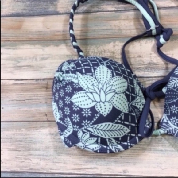 Xhilaration Blue Push Up Bikini Top - Picture 3 of 6